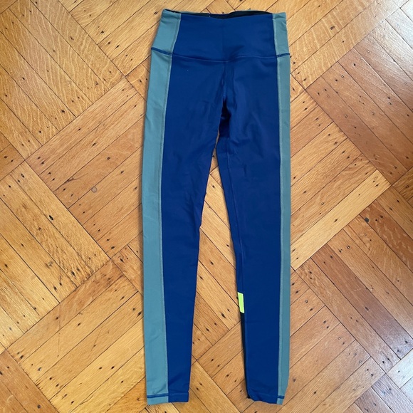 Victoria Sport Blue and Grey Leggings XS - Picture 1 of 6